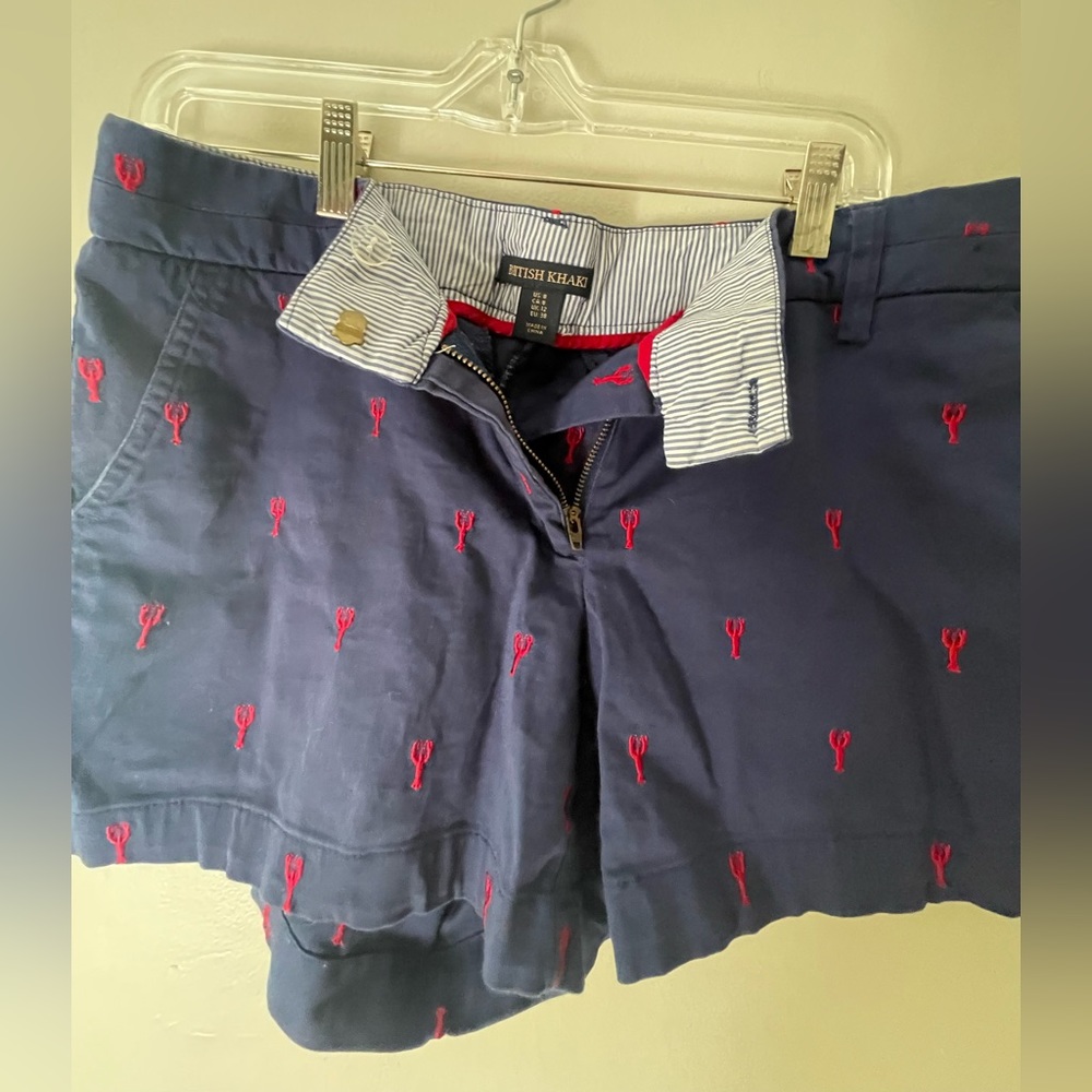 Navy blue shorts with lobsters size 8